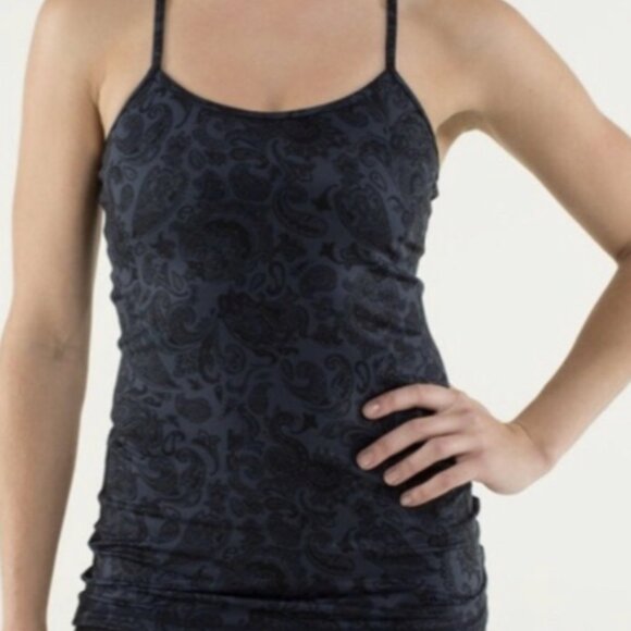 Lululemon Power Y Tank‎ Luon Light Paisley Inkwell / Black Blue Women's Size 6 - Picture 1 of 4